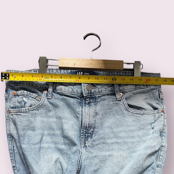 GAP denim slim boyfriend jeans - Picture 6 of 7